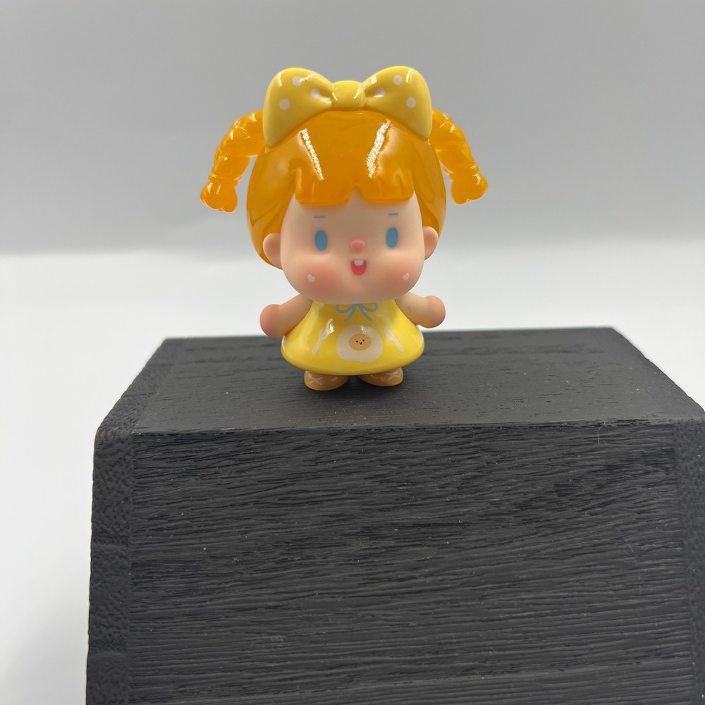 SWAY Bubble Find a Friend Series Mini Figure Orange Pigtails Yellow Dress Toy
